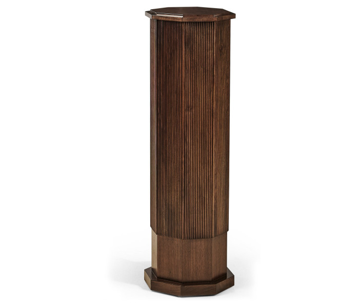 Bedroom Vase Pedestal @ Suite