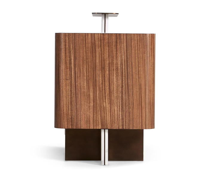 Ct-1.V. Station. 4-Door Buffet Table