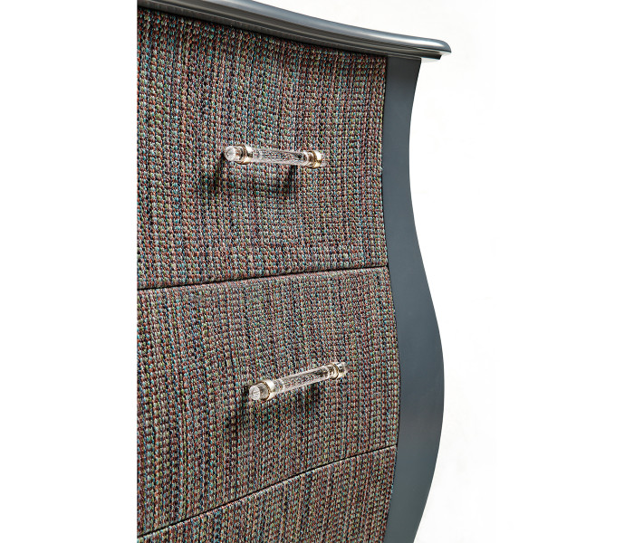 Excitation Linen Bombay Chest