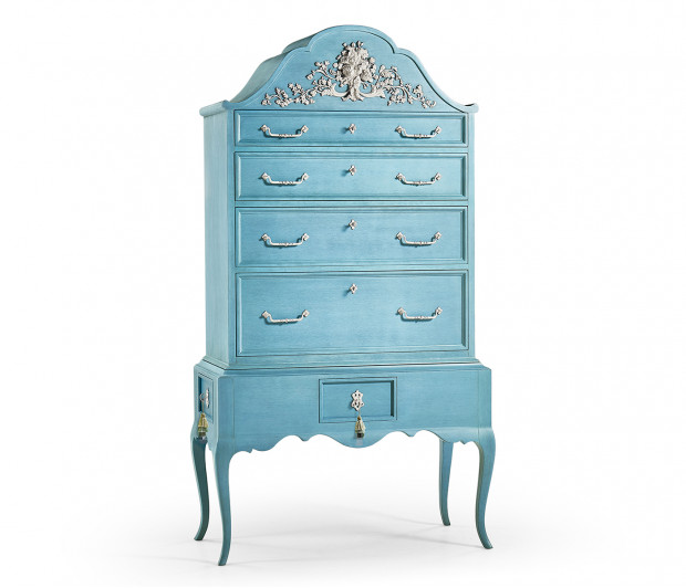 Cirrus Carved Tallboy