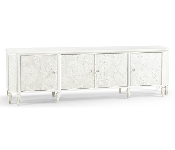 Mammatus Entertainment Console